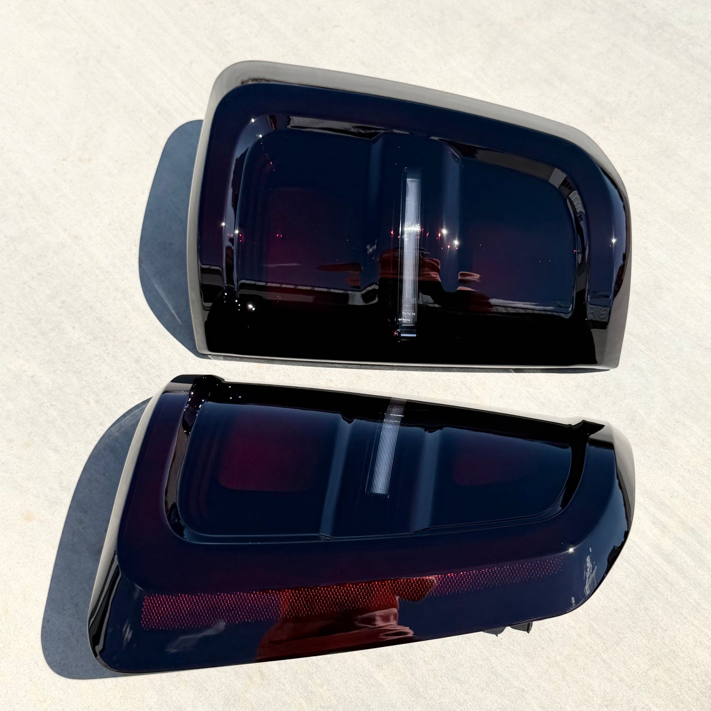 2025+Ram 1500 LED Smoked Tail Lights (REVERSE CLEAR)