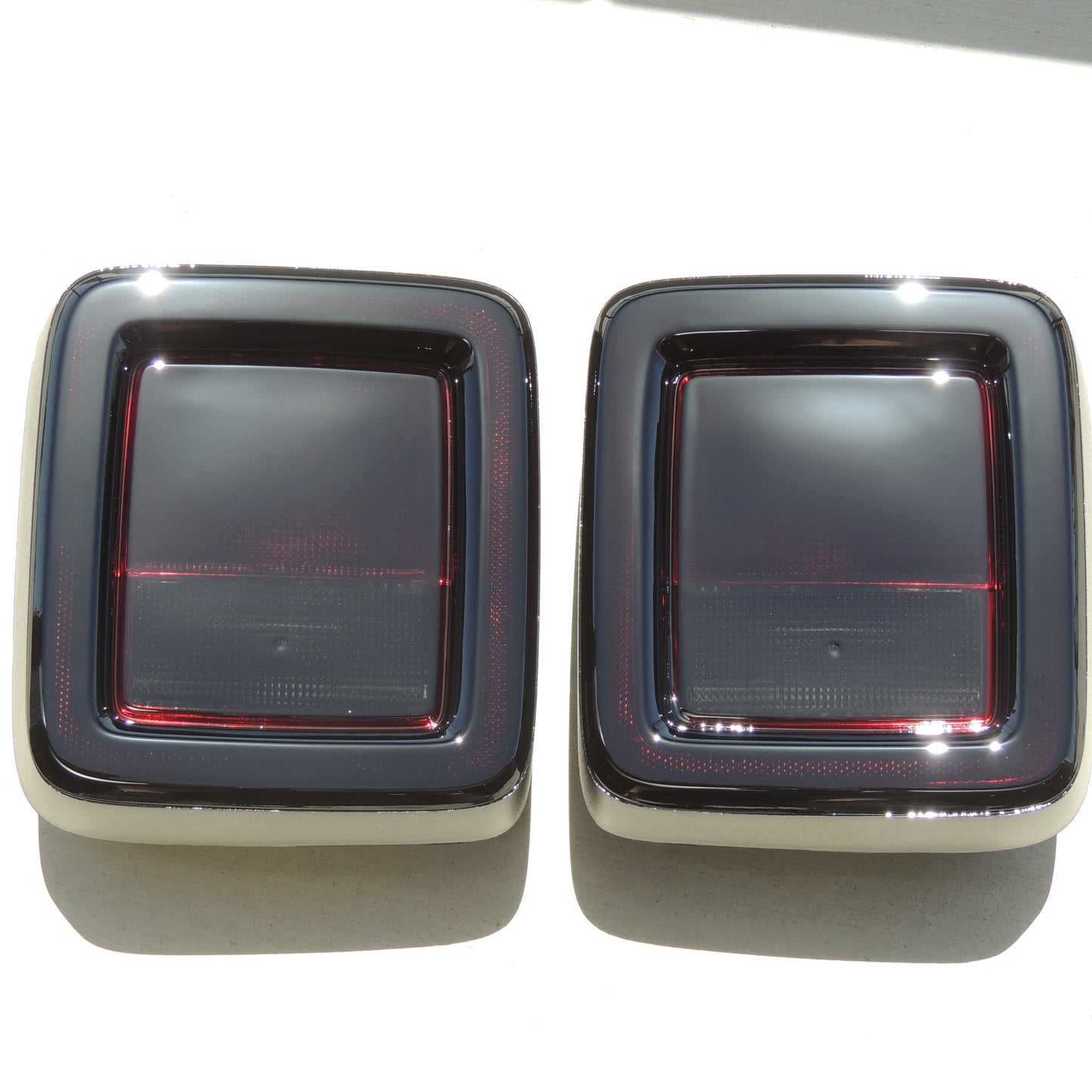 2018-2023 Jeep Wrangler JL Smoked Tail Lights (HALOGEN, NON LED)