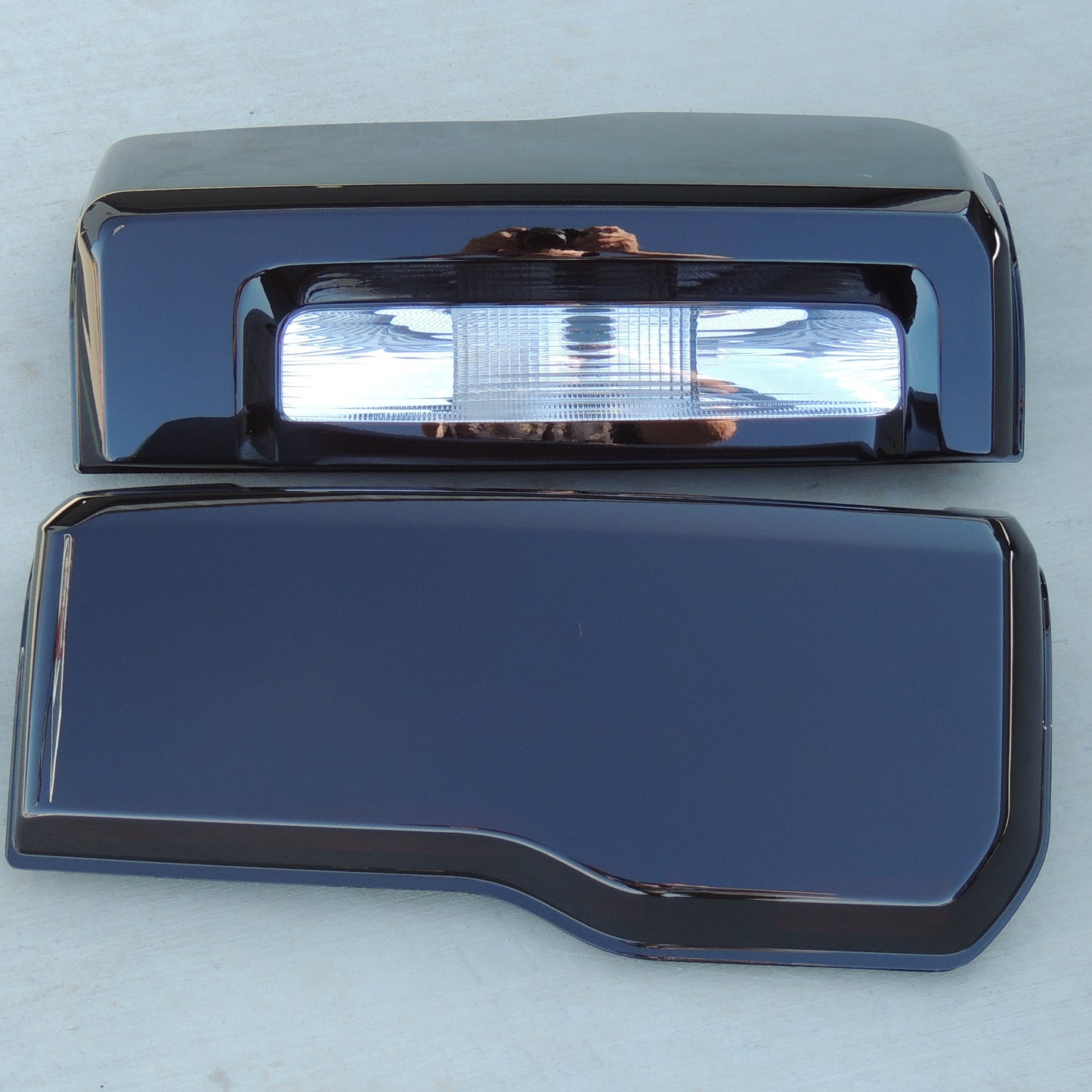 2023+ Ford F250 F350 Smoked Tail Lights (NON-LED NON BLIS) Reverse Clear