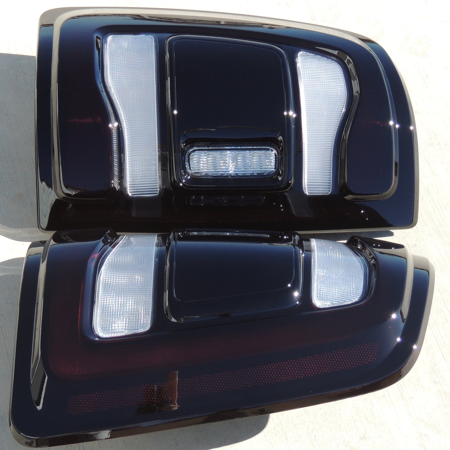 2019-2024 Dodge Ram 2500 Smoked Tail Lights LED W/OUT BLIND SPOT