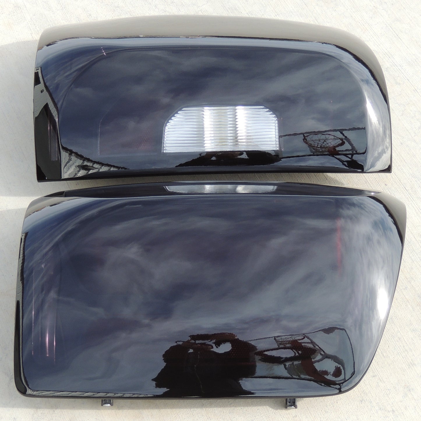 2014-2018 GMC Sierra LED Smoked Tail Lights (Reverse Clear)