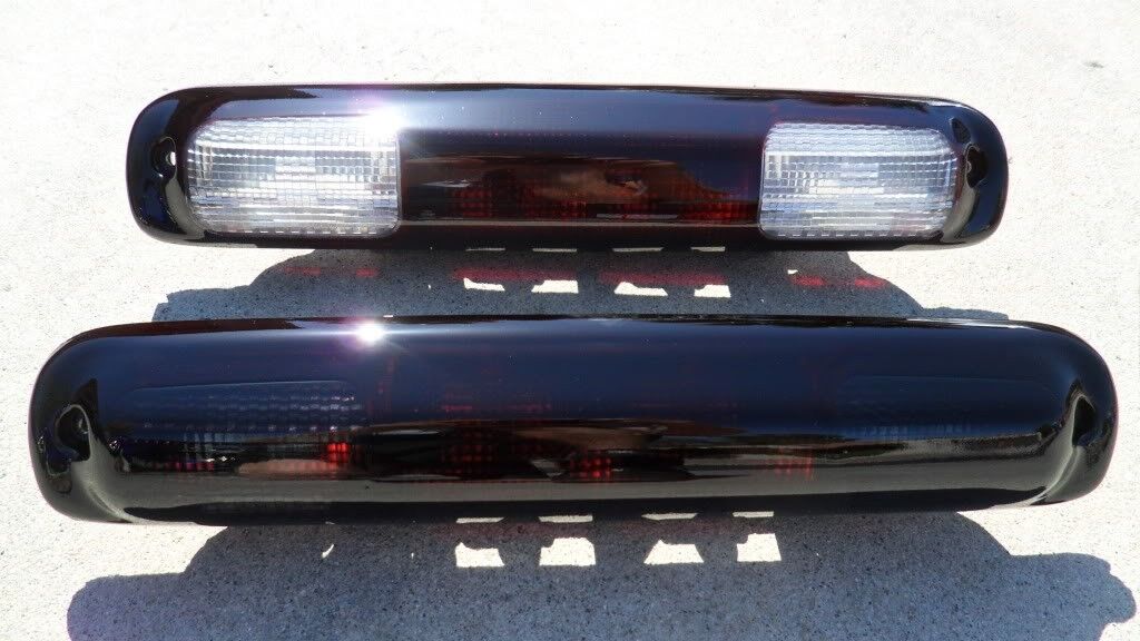 1999-2006 Chevy Silverado // GMC Sierra Smoked Third Brake Light