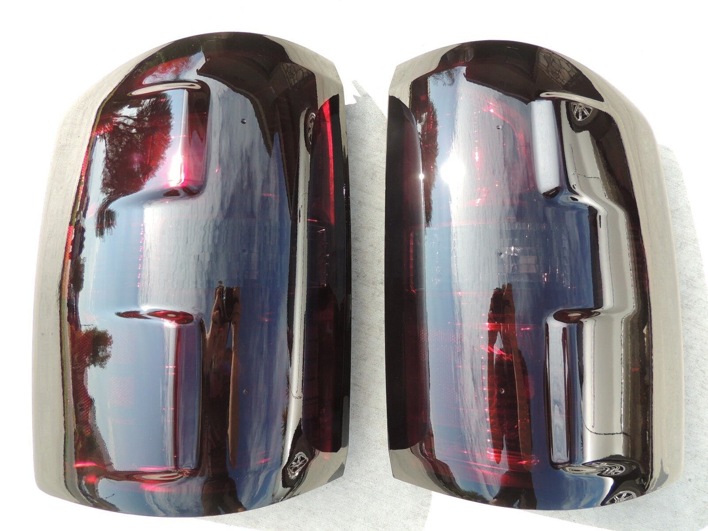 2014-2018 GMC Sierra Smoked Tail Lights