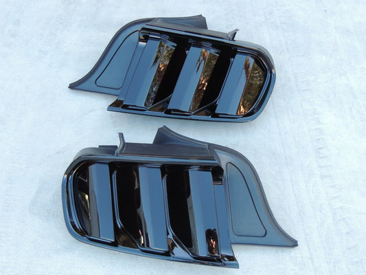 2015-2022 Ford Mustang Smoked Tail Lights (15-17 Style)