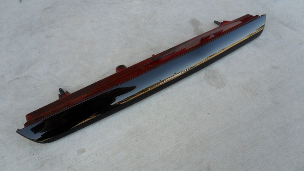 2007-2013 Chevy Tahoe // Suburban // GMC Yukon Smoked Third Brake Light