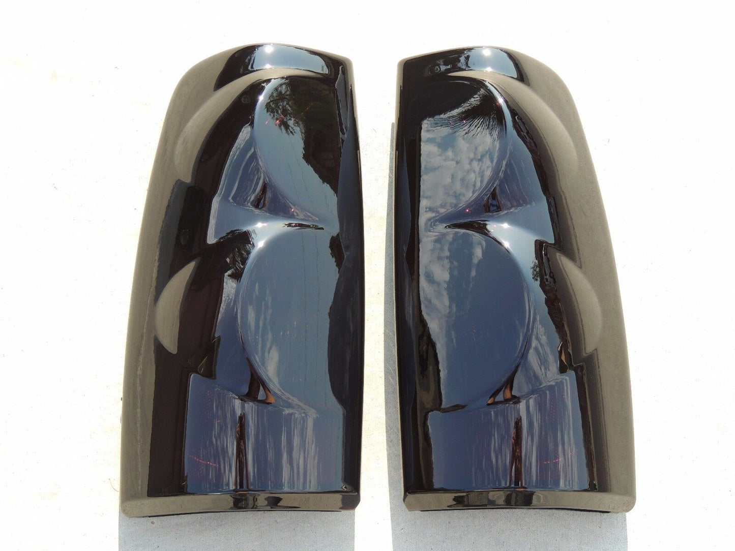 1999*-2006 Chevy Silverado // GMC Sierra Smoked Tail Lights