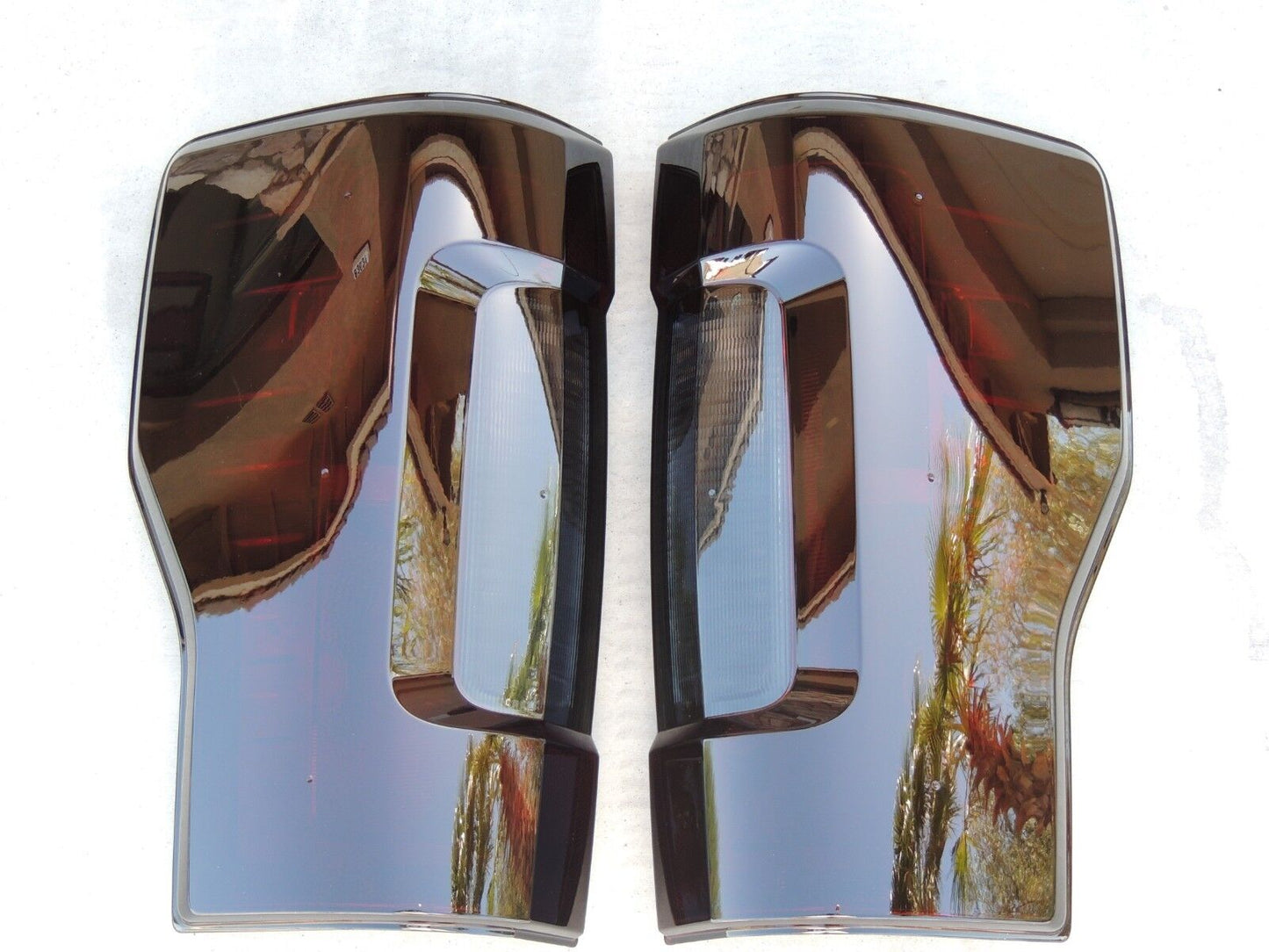 2017-2019 F250/350 Smoked Tail Lights (NON-LED)