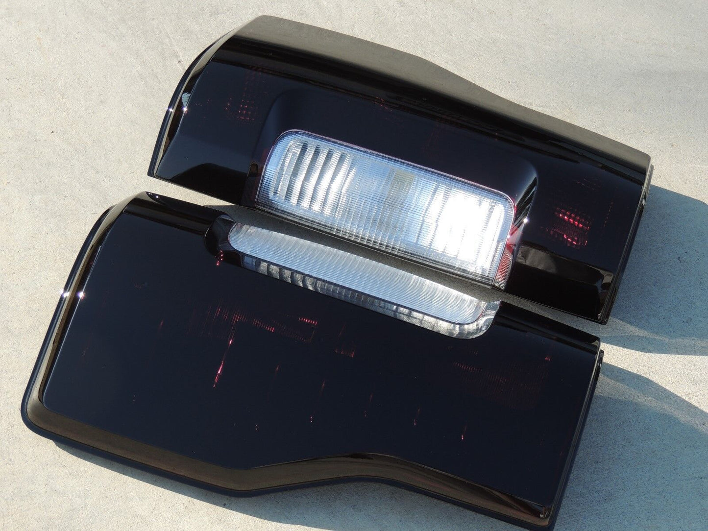 2017-2019 F250/350 Smoked Tail Lights (NON-LED)