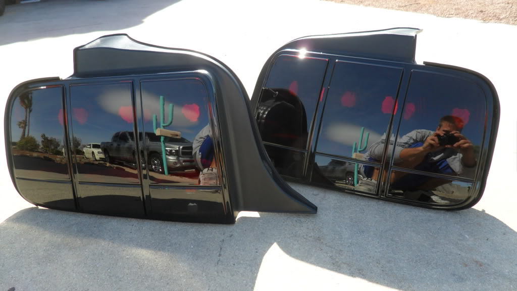 2005-2009 Ford Mustang Smoked Tail Lights