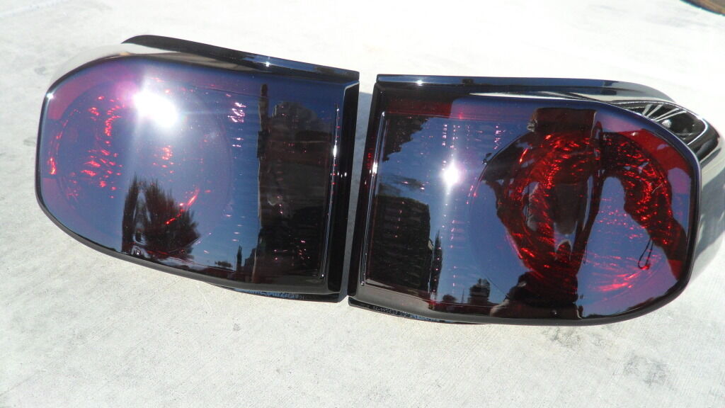 2007-2011 Toyota FJ Cruiser Smoked Tail Lights