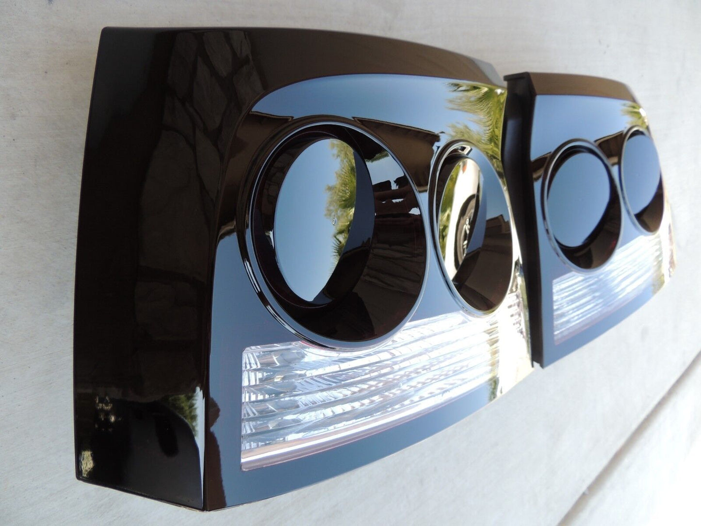 2006-2010 Dodge Charger Smoked Tail Lights (Reverse Clear)