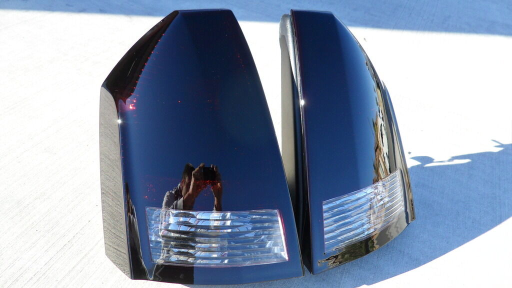 2005-2007 Chrysler 300 Smoked Tail Lights (V6, Base Models)
