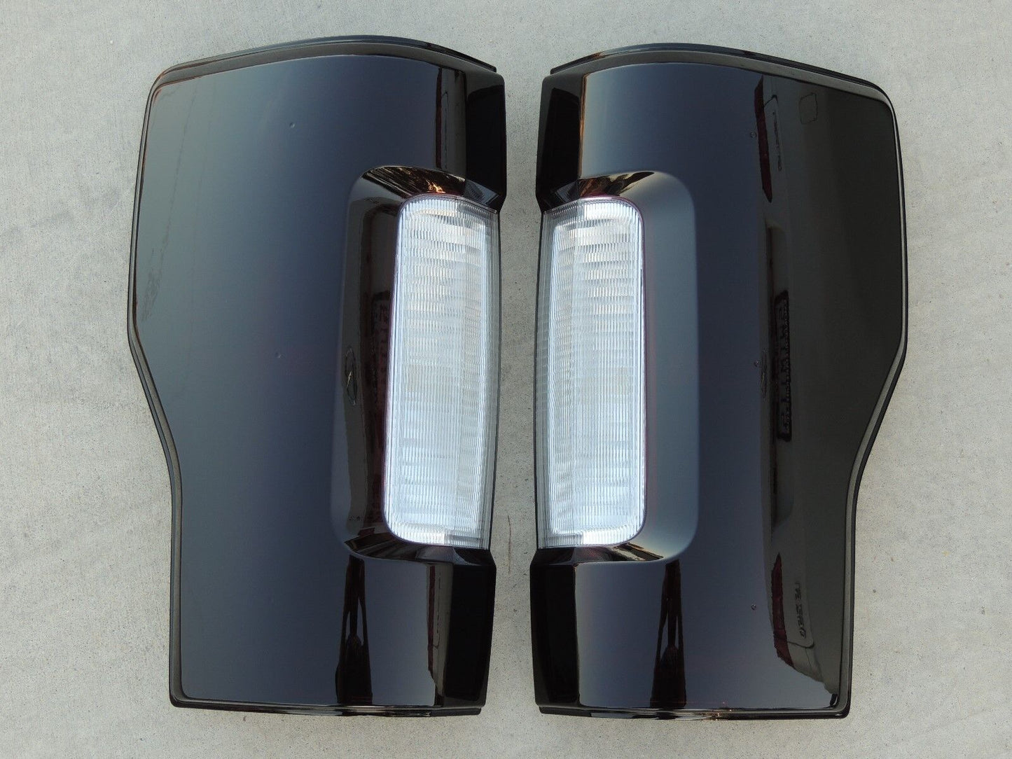 2017-2019 F250/350 Smoked Tail Lights (NON-LED)