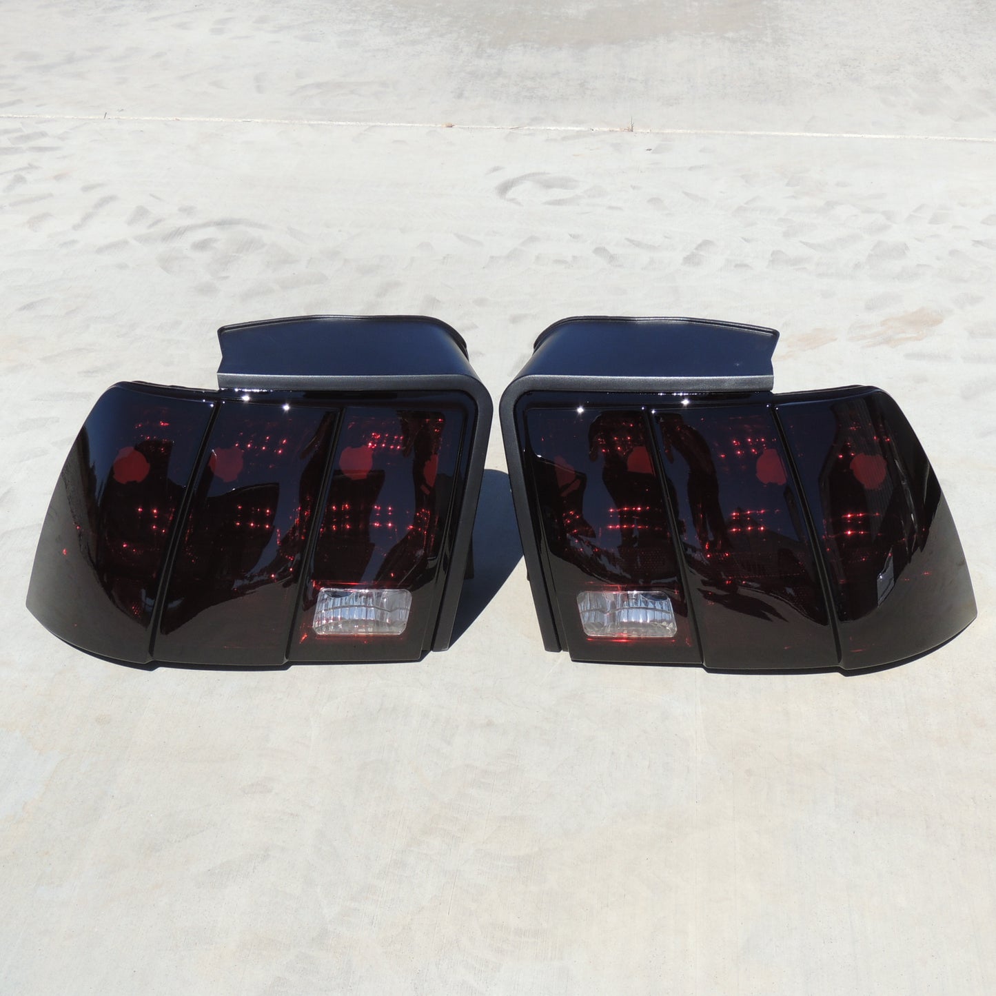1999-2004 Ford Mustang Smoked Tail Lights (Reverse Clear)