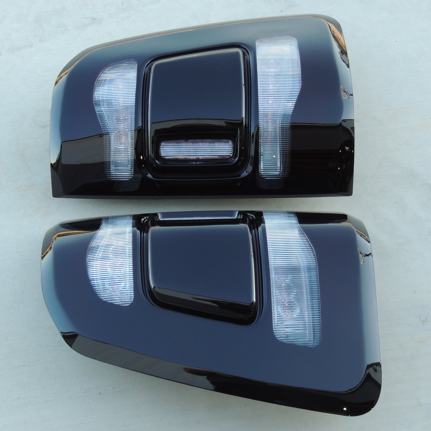 2019-2023 Dodge Ram 1500 Smoked Tail Lights LED W/OUT BLIND SPOT