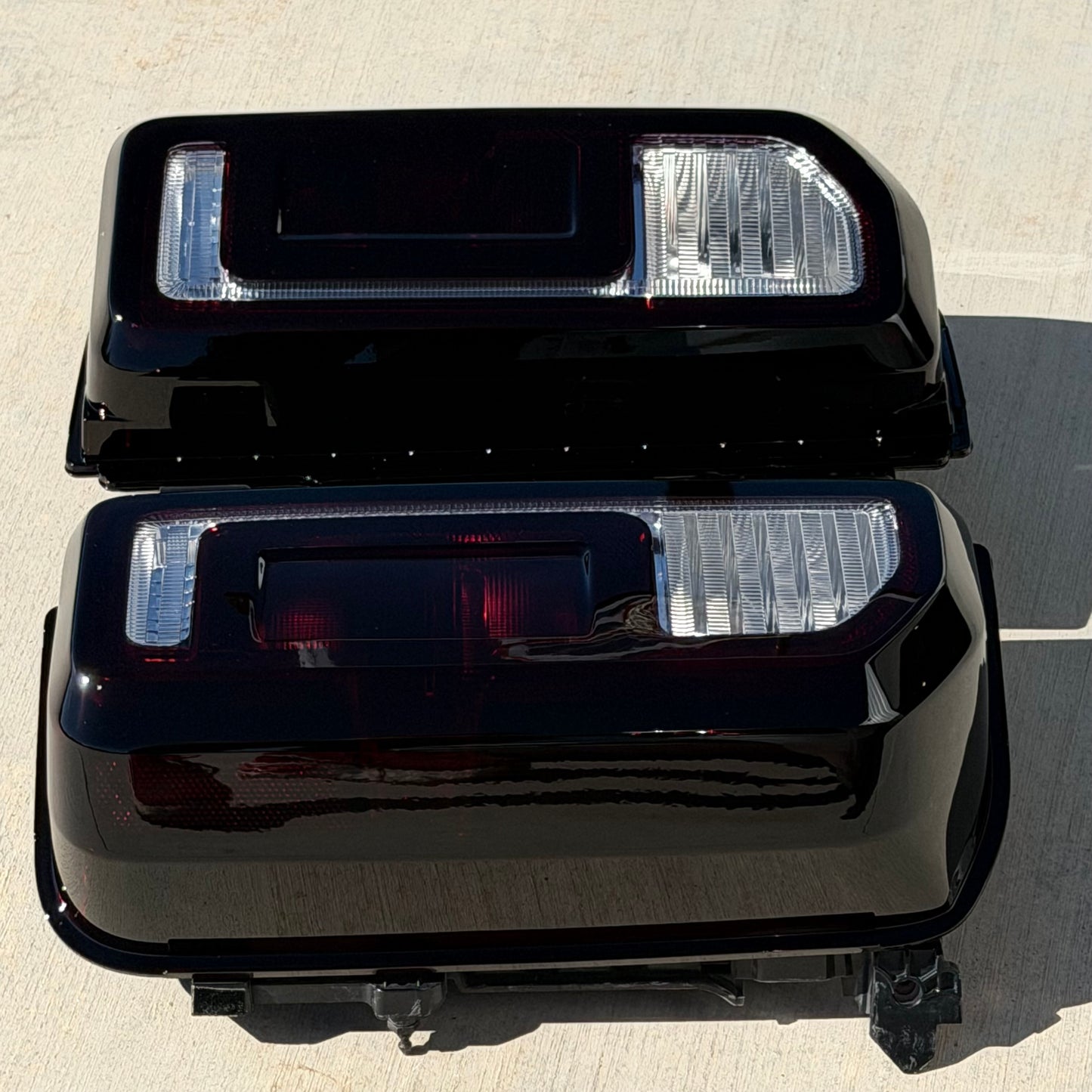 2021-2026 Ford Bronco Halogen (NON LED, NON SPORT )Smoked Tail Lights