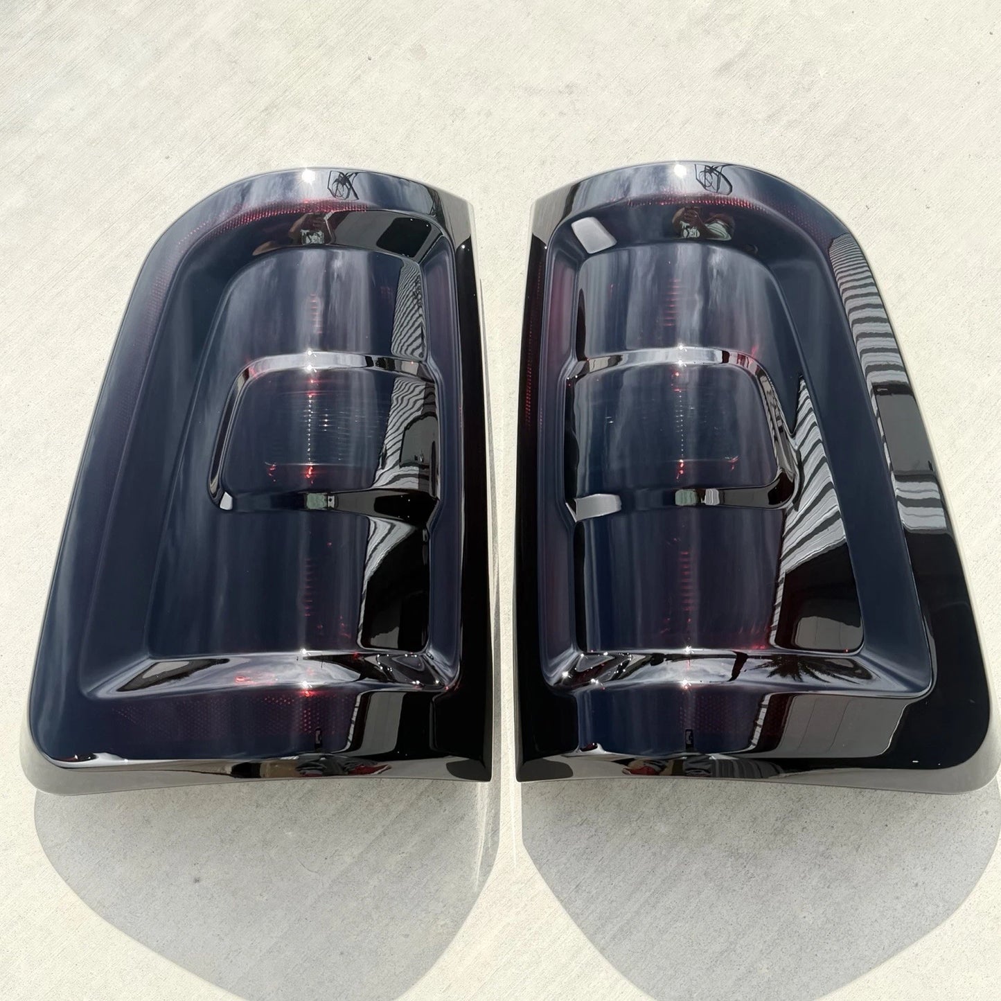 2025+Ram 1500 HALOGEN Smoked Tail Lights
